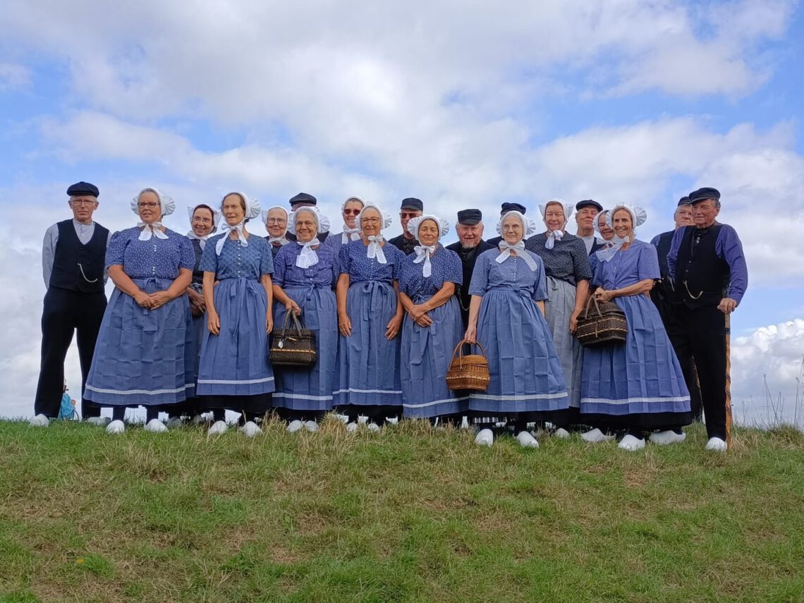 groepsfoto in Hindeloopen